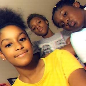 Meet your Posher, Anya